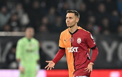Galatasaray’ın yeni yıldızı Frankowski Polonya’da gündem oldu!
