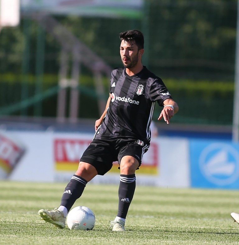 Tolgay Arslan’a kapı gösterildi