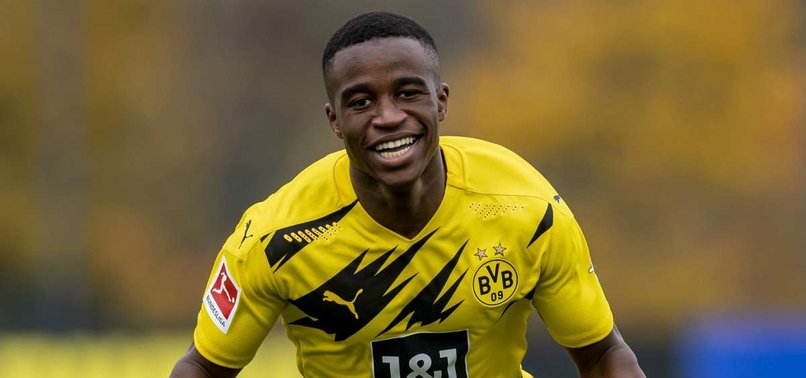 Dortmund kaybetti! Moukoko tarihe geçti