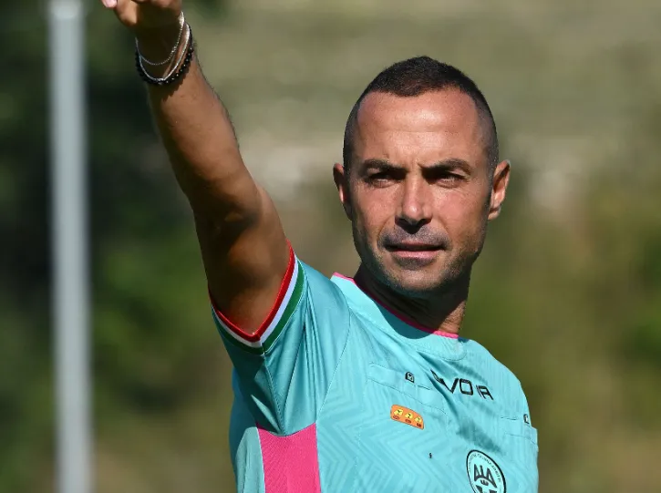 galatasaray-barcelona-macinin-hakemi-marco-guida-kimdir-1791804490359.png Marco Guida