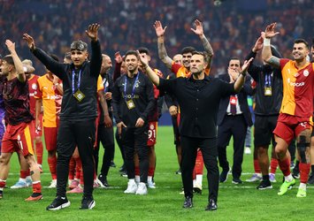 "İngilizlere futbol dersi verdi"