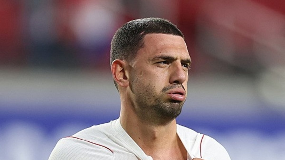 Milli futbolcu Merih Demiral: Tüm Türk halkından özür diliyorum!