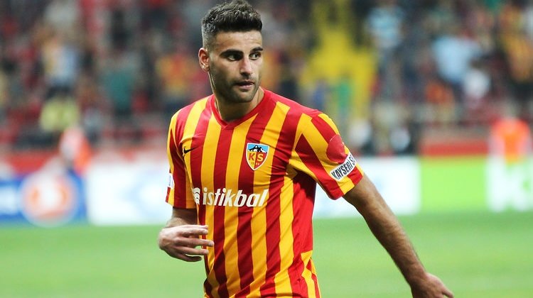 Beşiktaş’tan Deniz Türüç bombası!