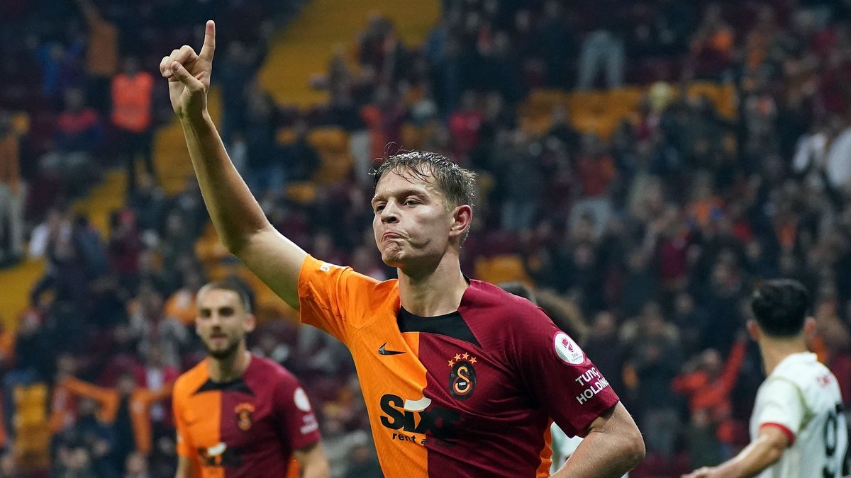 TRANSFER HABERLERİ | Galatasaray'da ayrılık! Sözleşmesi feshedilecek TRANSFER HABERLERİ | Galatasaray'da ayrılık! Sözleşmesi feshedilecek