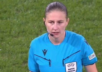 Milli maçta hakem baygınlık geçirdi!