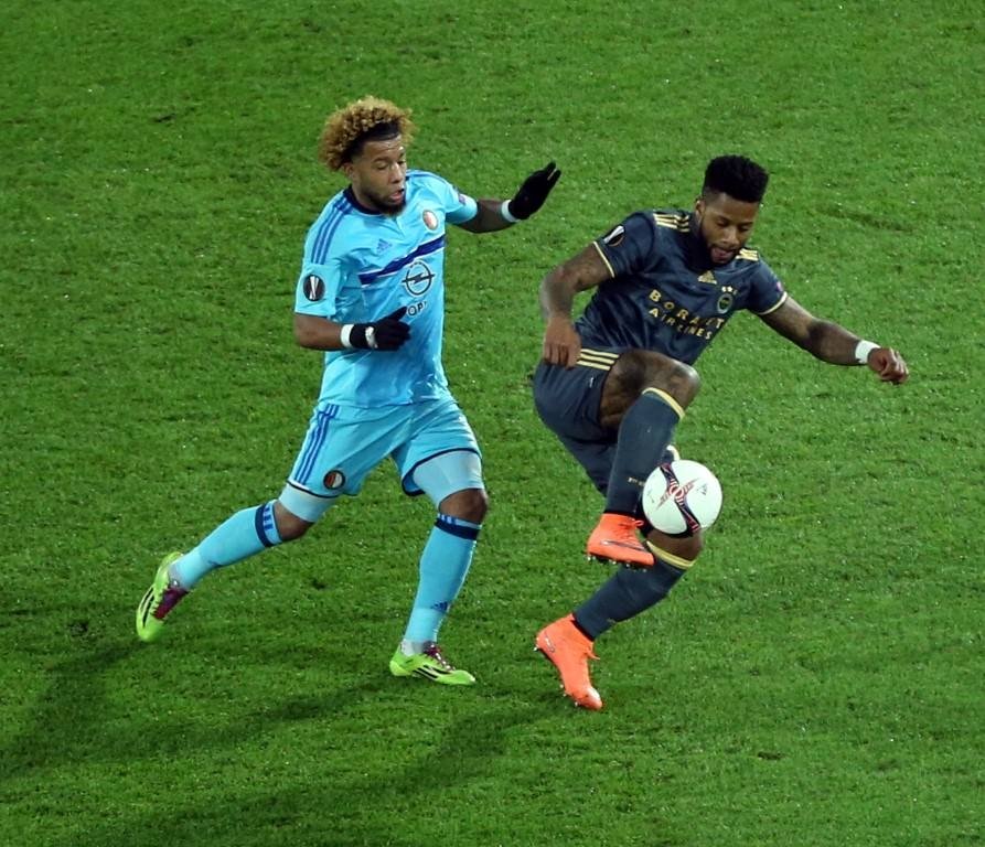 Feyenoord - Fenerbahçe mücadelesinden kareler