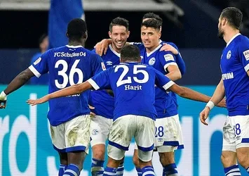 Schalke 3 puanı 3 golle aldı