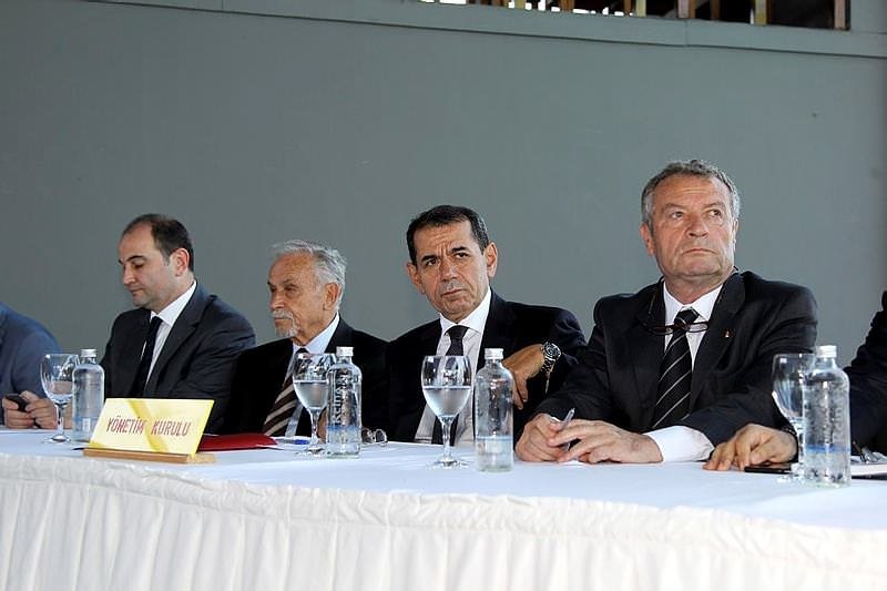 Galatasaray’da hoca arayışları başladı