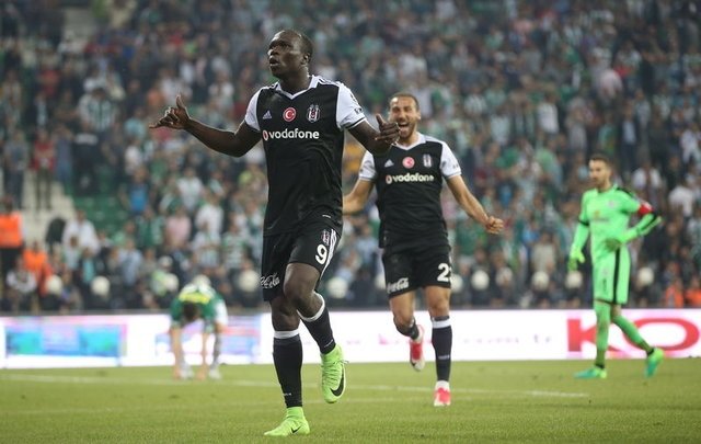 Aboubakar Beşiktaş’ta kalacak mı?