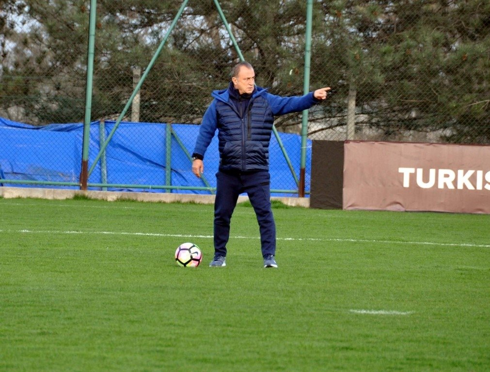 A Milli Takım ilk idmanını yaptı
