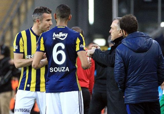 Galatasaray - Fenerbahçe derbisi öncesi ortam ısınıyor