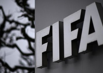 FIFA Hindistan'ın üyeliğini askıya aldı