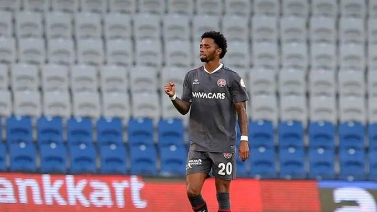 Kocaelispor Ryan Mendes'i kadrosuna kattı!