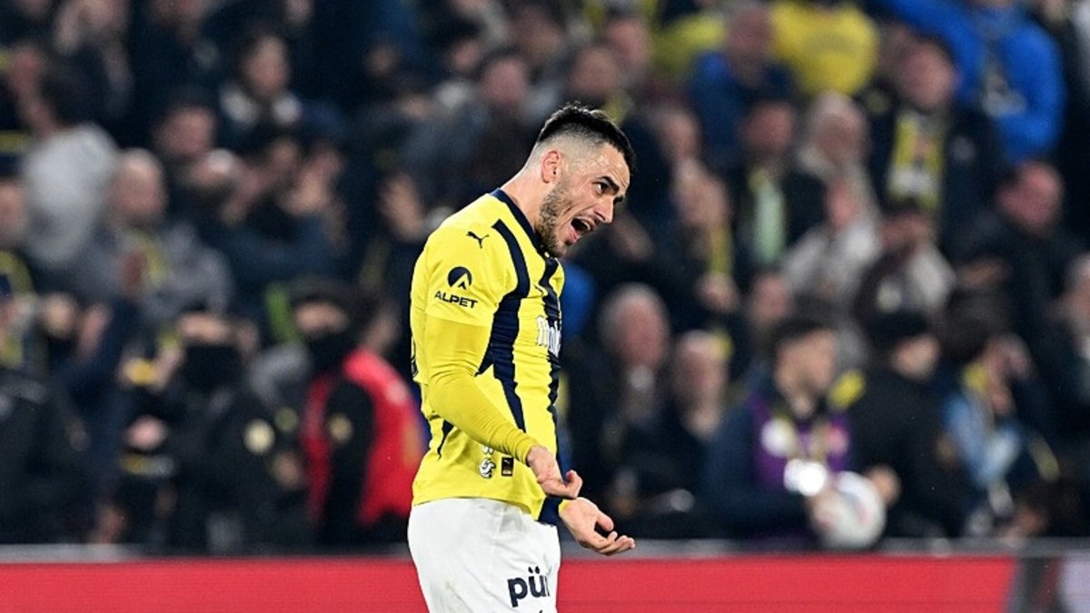 Fenerbahçe'ye Filip Kostic şoku!'ye Filip Kostic şoku!