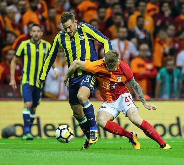 Cüneyt Çakır’dan derbi itirafı