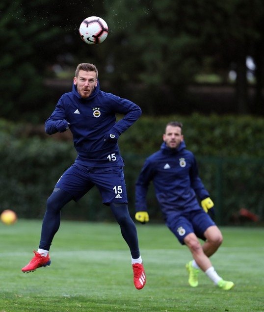 Dirar’dan Fenerbahçe’ye kötü haber!