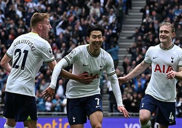 Tottenham golcüleriyle kazandı!