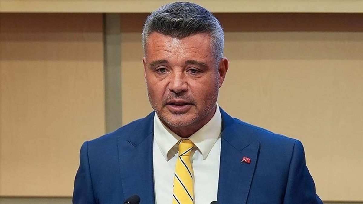 Fenerbahçe golcü arıyor! Sadettin Saran... Fenerbahçe golcü arıyor! Sadettin Saran...