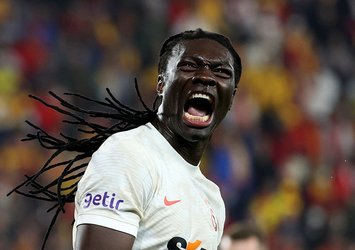 Efsane isimden Gomis'e tavsiye!