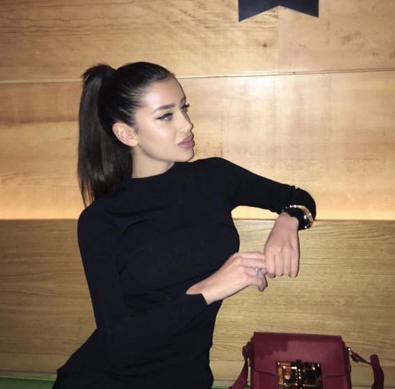 Arda Turan’ın yeni sevgilisi Miranda Shelia