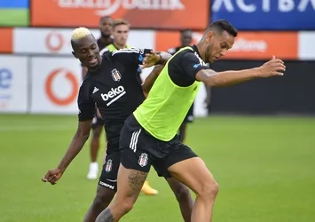 Josef forma bekliyor