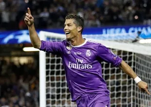 Ronaldo’nun yeni stili herkesi şaşırttı