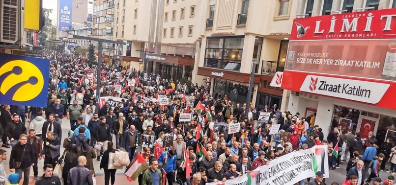 Trabzonspor taraftarından Filistin'e destek yürüyüşü