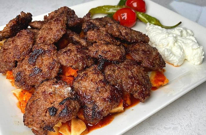 bursa-pideli-kofte-pideli-kofte-yapilisi-malzemeleri-ve-puf-noktalari-1699361283063.jpg