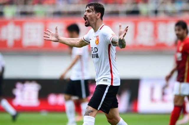 Yıldız isim rekor bedele satıldı!