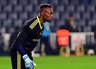 Kameni'nin yerine yıldız eldiven!