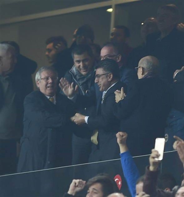 Aziz Yıldırım havalara uçtu