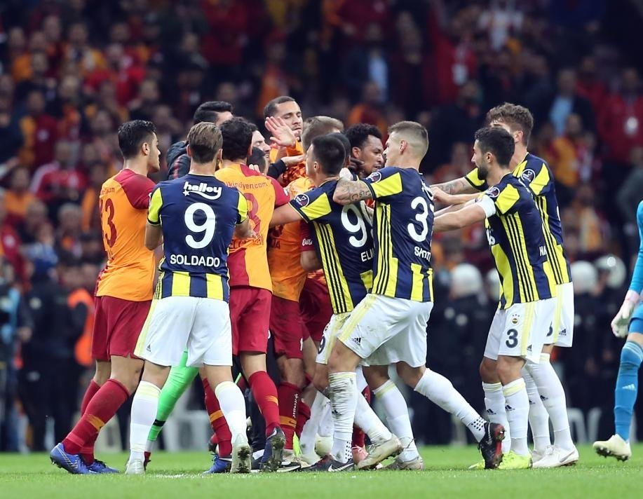 PFDK’dan tarihi cezalar!