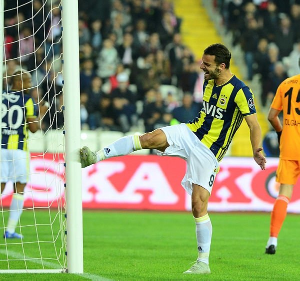 Fenerbahçe’den Mousa Dembele’ye kanca!