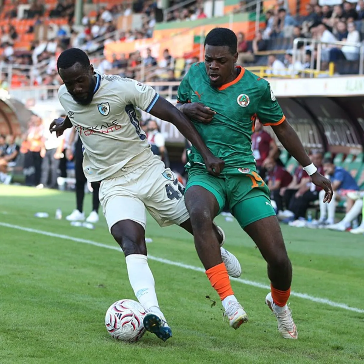 Corendon Alanyaspor ve Erzurumspor FK golsüz berabere kaldı