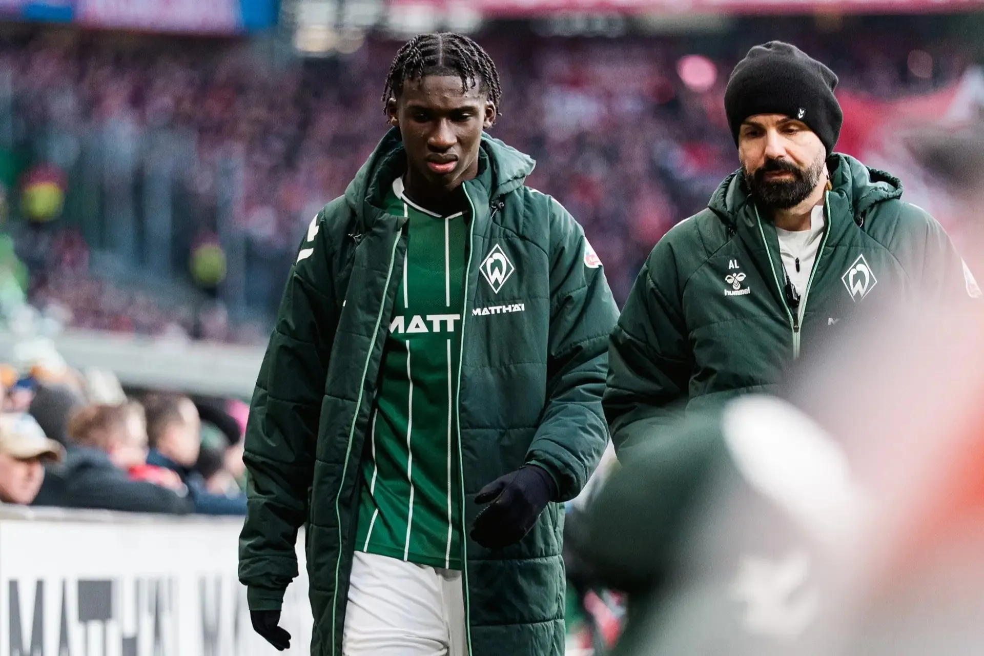 Galatasaray'dan genç stoper hamlesi: Görüşmeler olumlu ilerliyor