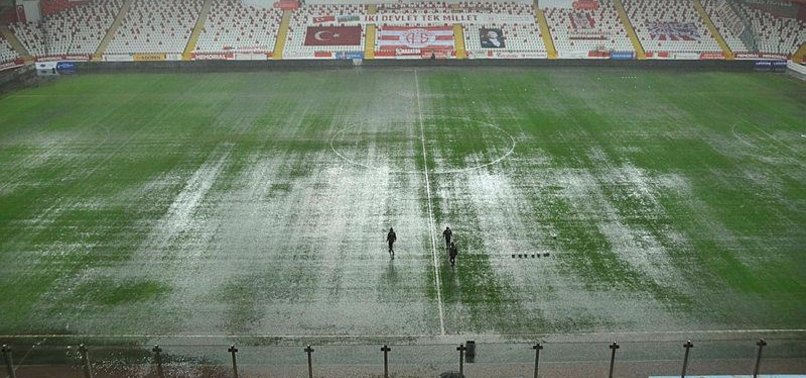Antalyaspor-Hatayspor maçı ertelendi! İşte karşılaşmanın oynanacağı tarih