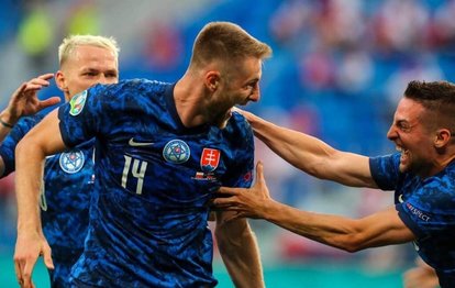 Lüksemburg 0-1 Slovakya MAÇ SONUCU-ÖZET Slovakya EURO 2024’ün kapısını araladı!