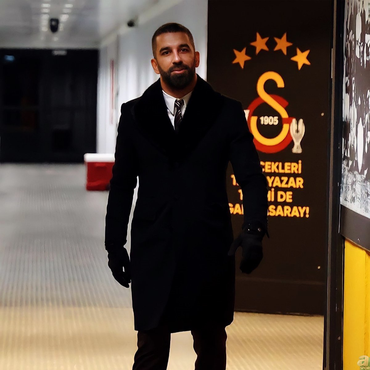 Galatasaray o isimlerle sözleşme uzatacak! İşte iç transferdeki hedef... GS transfer haberleri
