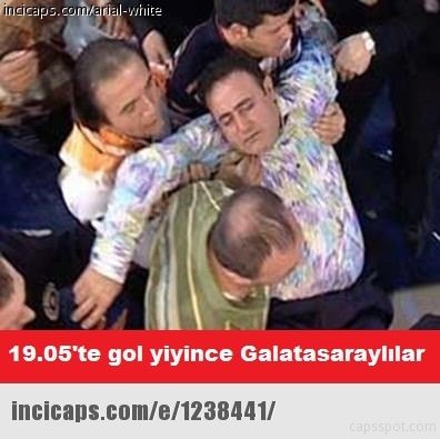 Galatasaray yenildi Caps’ler patladı