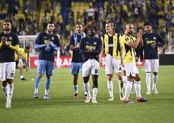 Dış basından F.Bahçe yorumu: Boyun eğmek zorunda kaldı!