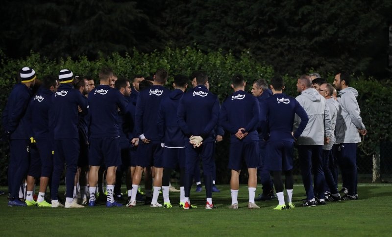 Fenerbahçe ’yeniden doğuş’ peşinde!