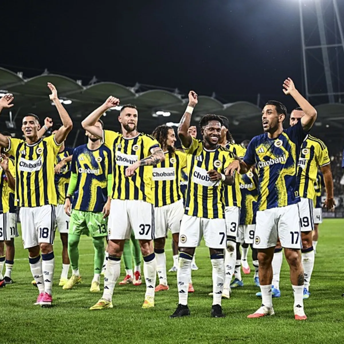 Fenerbahçe'nin rakibi Lyon: Devler Ligi'nde eşleşme netleşti