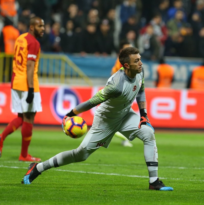 Galatasaray’da Fernando Muslera sezon sonunda yolcu! İşte yeni takımı