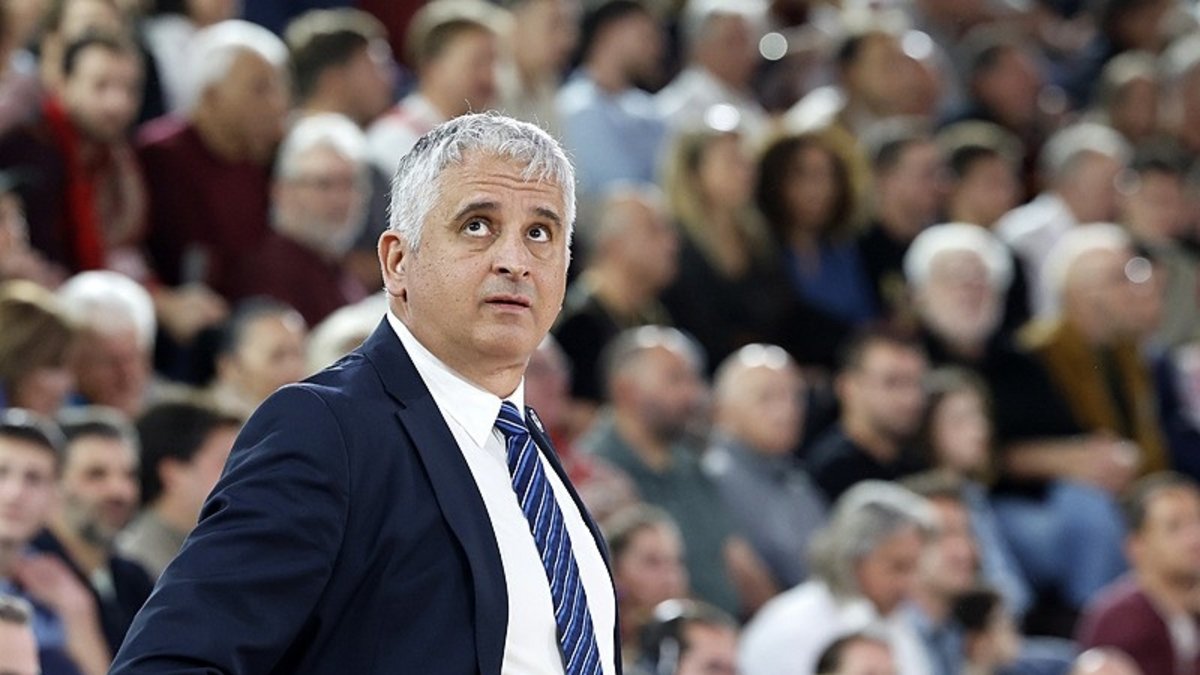 Anadolu Efes'te Kokoskov dönemi sona erdi!