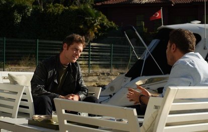 Gelsin Hayat Bildiği Gibi 13 BÖLÜM İZLE - Gelsin Hayat Bildiği Gibi TEK PARÇA FULL İZLE