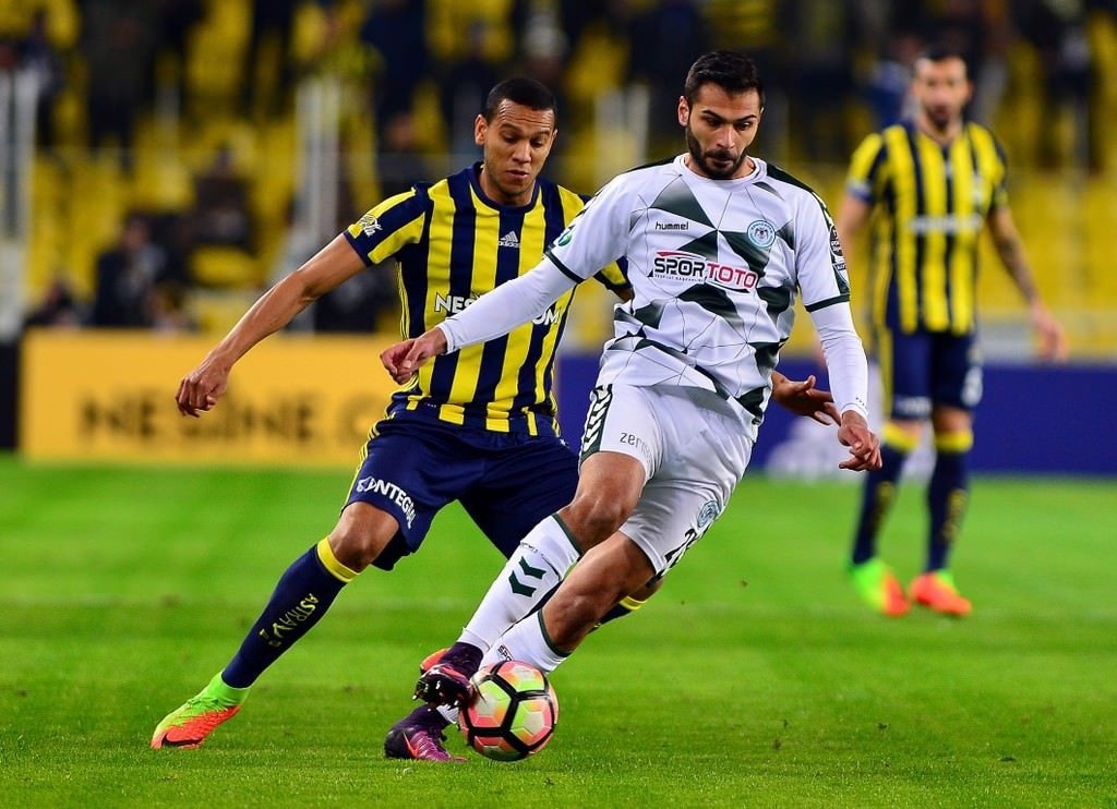 Fenerbahçe-Atiker Konyaspor karşılaşmasından kareler