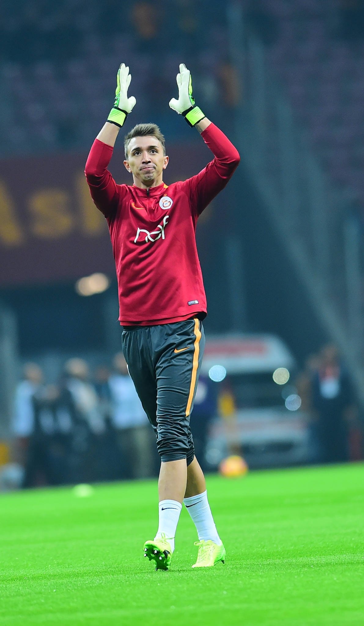 Muslera, Galatasaray’dan ayrılabilir