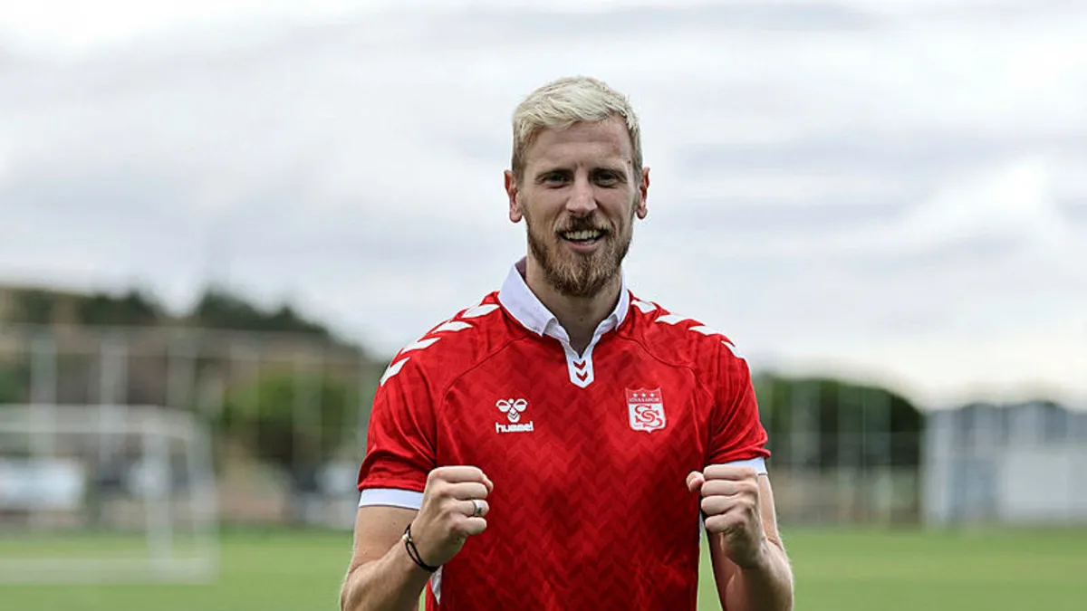 Sivasspor Uros Radakovic'i transfer etti!