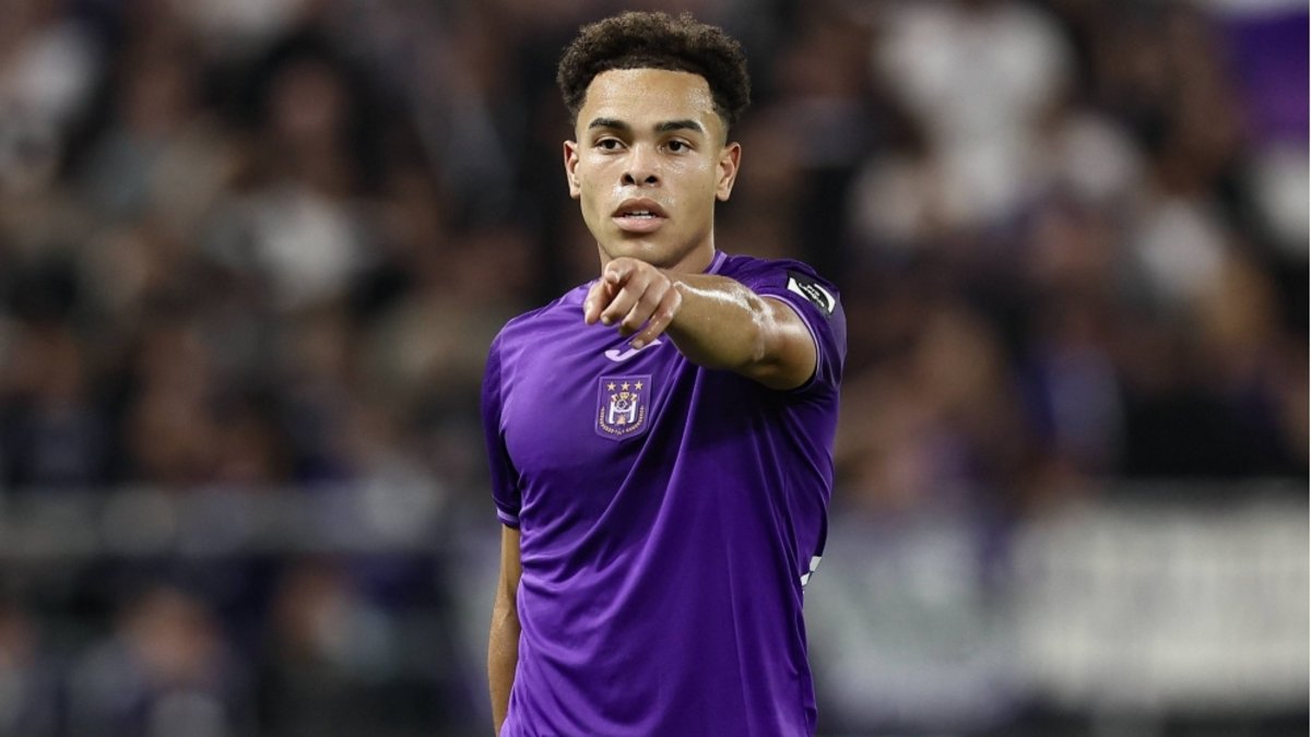 TRANSFER HABERİ: Fenerbahçe'de yeni rota Stroeykens! İşte bonservis bedeli TRANSFER HABERİ: Fenerbahçe'de yeni rota Stroeykens! İşte bonservis bedeli