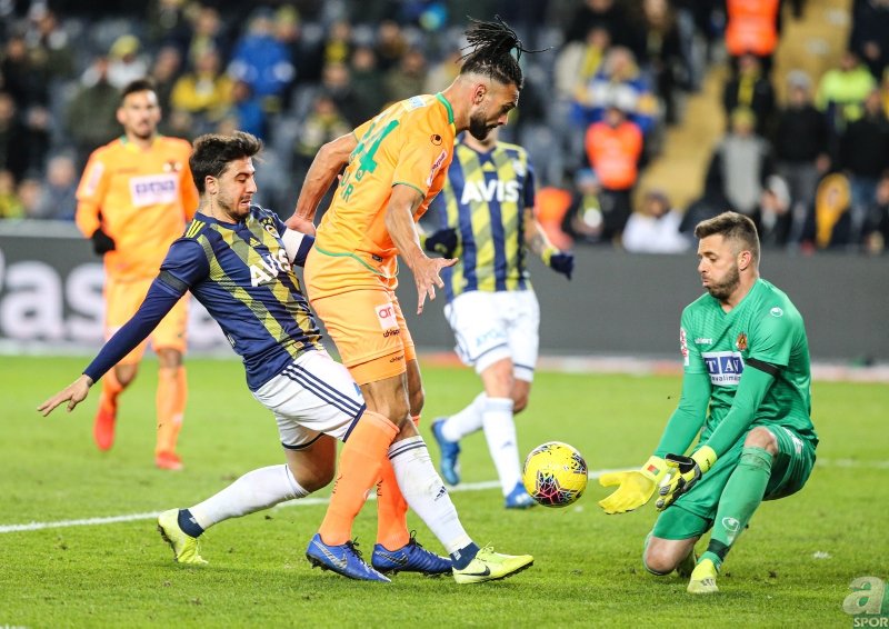 Spor yazarları Fenerbahçe-Alanyaspor maçını değerlendirdi